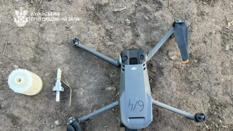 Тарнавський: на Таврійському напрямку війська РФ активізували застосування БПЛА, були скиди з хімречовиною