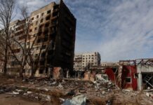 В Авдіївці тривають запеклі бої, проводиться «маневр військами» – Тарнавський