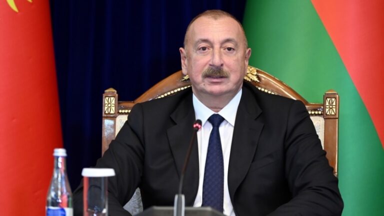 Алієв переміг на позачергових виборах президента – ЦВК Азербайджану 