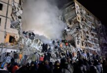 Ракетний удар по Дніпру: четверо поранених, є руйнування у приватному секторі – влада