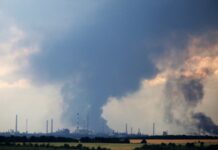 У Лисичанську під обстріл потрапила пекарня: окупанти кажуть про постраждалих і загиблих