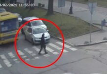 Ледь не збили пішохода на переході: у Дніпрі на Яворницького Volkswagen врізався у водія таксі