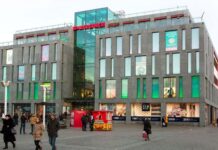 У Дніпрі «замінували» ТЦ Passage та планетарій