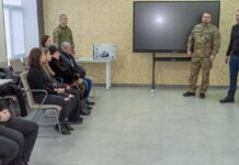 У Кам’янському родині полеглого воїна передали державну нагороду