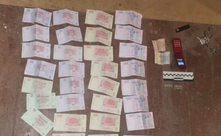 Криворізькі правоохоронці затримали місцевого наркоділка: деталі
