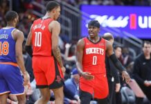 Оборонець “Г’юстона” виконав данк в оточенні опонентів після перехоплення: момент дня в НБА