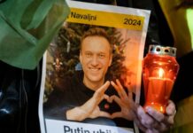 Соратникам Навального відмовляють у приміщенні для прощання в Москві