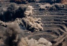 Мешканців Кривого Рогу попередили про планові вибухи