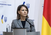 Євросоюз готує санкції у зв’язку зі смертю Навального – Бербок