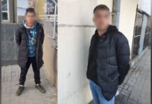 Встигли закласти телефон до ломбарду: у Дніпрі затримали групу крадіїв