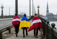 Фінанси та мова. Із якими проблемами українці стикаються у країнах Балтії