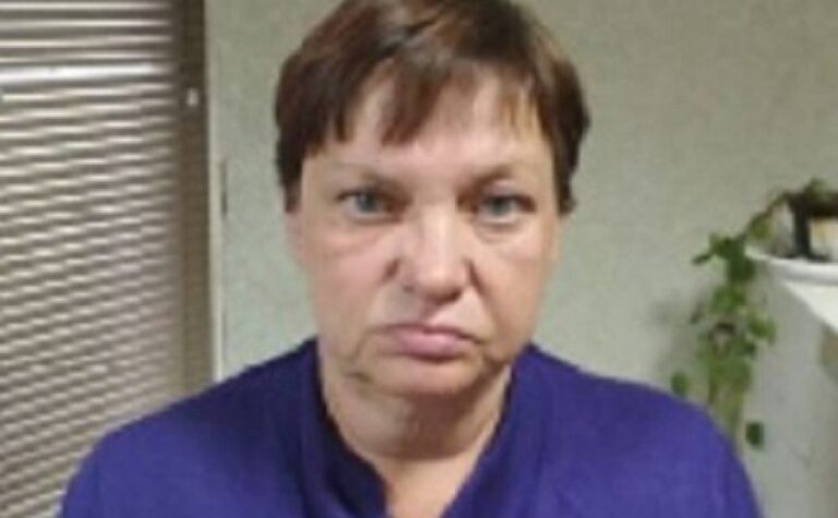 Переховується від органів влади: поліція Дніпра розшукує 59-річну Олену Гурову