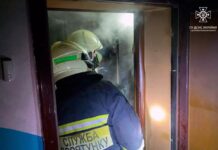 У Дніпрі вогнеборці загасили пожежу на вулиці Спартака