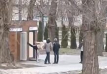 Пошкодили громадську вбиральню у міському парку: поліцейські Новомосковська встановили двох 15-річних підлітків