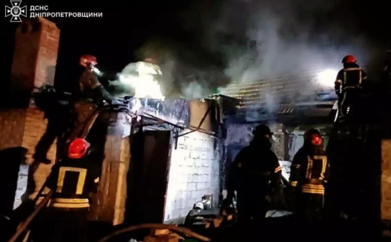 У Кривому Розі вночі зайнявся житловий будинок