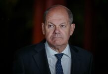 Шольц – Заходу: Україна незабаром може зіткнутися із серйозною нестачею зброї та боєприпасів