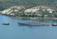 Росія встановлює баржі для захисту флоту в Чорному морі – розвідка Британії