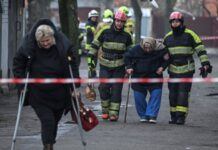 Кількість постраждалих у Києві через ракетну атаку Росії зросла до 13