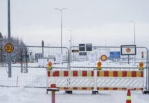 Машини з номерами РФ більше не можуть перебувати у Фінляндії