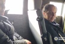 Ховалися у погребі: запорізькі поліцейські евакуювали багатодітні родини з обстрілюваного району