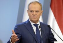 Туск у США: тисячі життів залежать від голосування за допомогу Україні