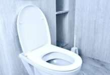 Що насипати в унітаз, щоб він засяяв чистотою: жодних хімічних засобів не знадобиться