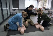 Такмед замість стройової. У Раді хочуть оновити шкільний предмет “Захист України”