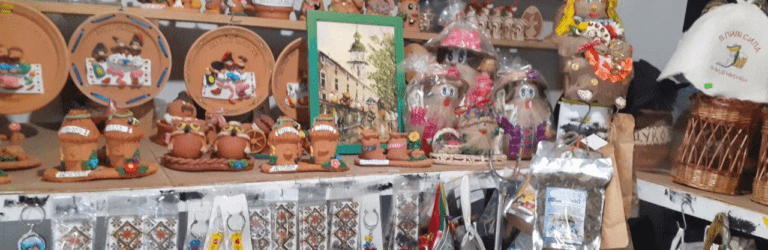 Можуть накликати нещастя й хвороби: які сувеніри не варто купувати під час подорожі