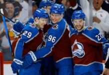 Нападник “Колорадо” з переможним дублем став головною зіркою вечора НХЛ: відео