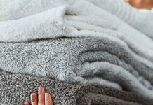 Якщо махрові рушники стали жорсткими: що зробити, щоб повернути їм м’якість і пухнастість