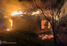 У Кам’янському рятувальники ліквідували займання житлового будинку