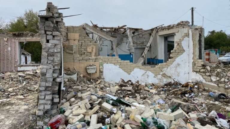 Влада: сили РФ ударили ракетами по Харківському району, виникла пожежа на птахофабриці