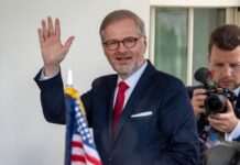 Фіала: Чехія і партнери зобов’язалися надати кошти для купівлі 500 тисяч снарядів для України