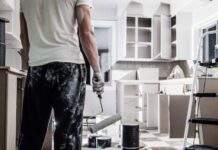 У Кам’янському 43-річний ремонтник обікрав квартиру: подробиці