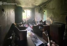 Вистрибнула з вікна, намагаючись врятуватись: на пожежі у Кривому Розі постраждала дитина