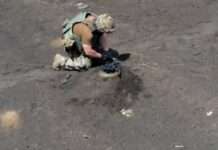 Вибухотехніки Дніпропетровщини повертають до життя заміновані поля