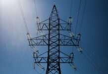 В енергосистемі дефіцит, через похолодання зростає споживання: яка ситуація зі світлом