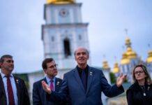 «Питання номер один – ППО»: Зеленський зустрівся у Києві з конгресменами США