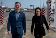 Бербок після Ради Україна – НАТО: системи ППО «потрібні Україні зараз»