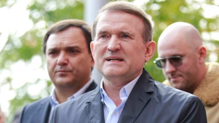 АРМА після заклику Мінкульту: продаж картин Медведчука, які мають музейне значення, буде зупинений