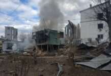 Харків: під час нічної атаки РФ ракета впала біля медзакладу – влада