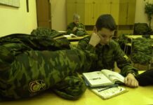 Кремль готує на 9 травня “екскурсії” до РФ підлітків з окупованих територій, – ЦНС