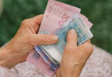 З 2025 року в Україні змінять умови виходу на пенсію