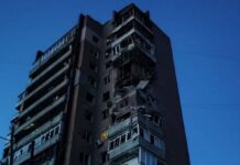 Обстріл Харкова: в поліції показали відео перших хвилин після атаки