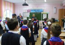 Окупанти призначають директорами навчальних закладів лаборантів і двірників, – ЦНС