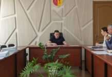 В Кам’янському провели засідання штабу щодо надання матеріальної допомоги людям, постраждалим під час ворожої атаки на місто