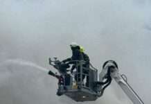 Ракетний удар по Дніпру 19 квітня: зруйновано житловий будинок, відомо про 8 загиблих, припинив роботу вокзал