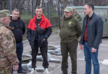 Камʼянське виготовило макети бойових мінометів для потреб артилерійського центру Української добровольчої армії