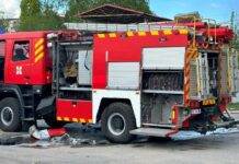 У Нікополі ворог вдарив дроном по автівці ДСНС