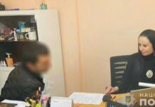 У Дніпрі поліцейські затримали 34-річного чоловіка за підозрою у нанесенні тяжких тілесних ушкоджень двом знайомим